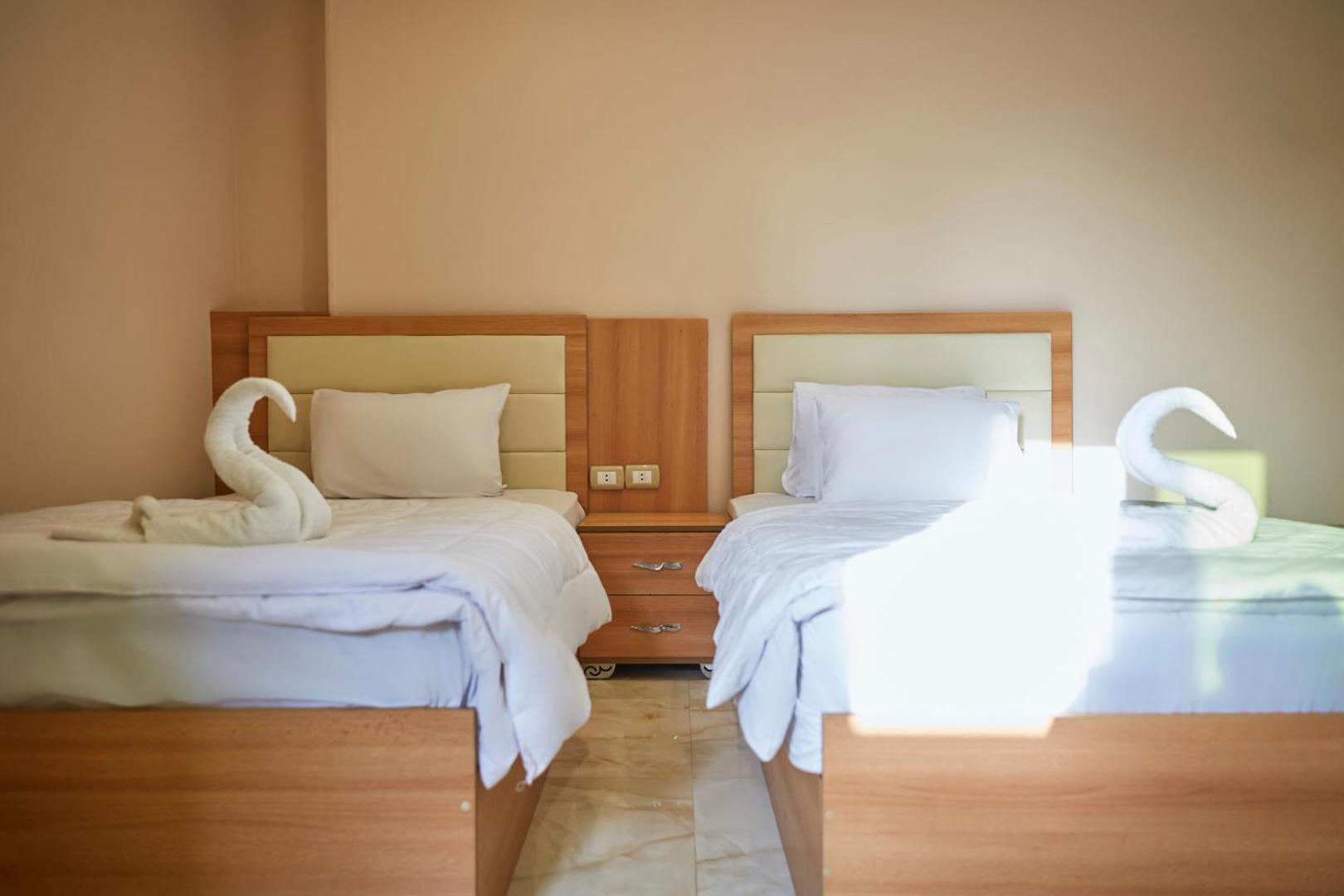 Grand Golden Pyramids View Hotel Kafret el-Gabal 외부 사진