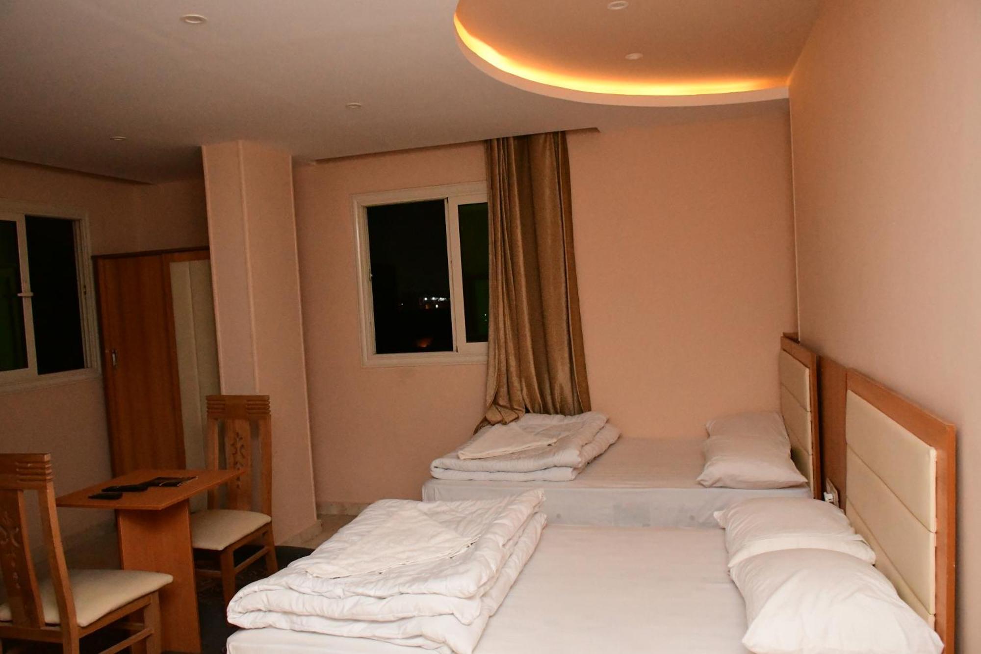 Grand Golden Pyramids View Hotel Kafret el-Gabal 외부 사진
